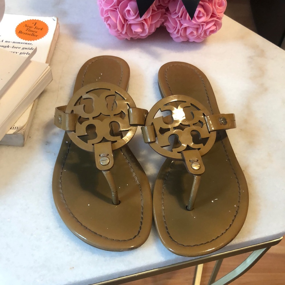 Nude Tory Burch patent leather Miller sandals